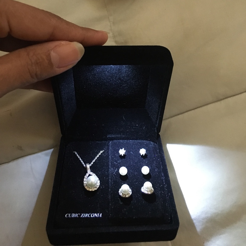 Jewelry set